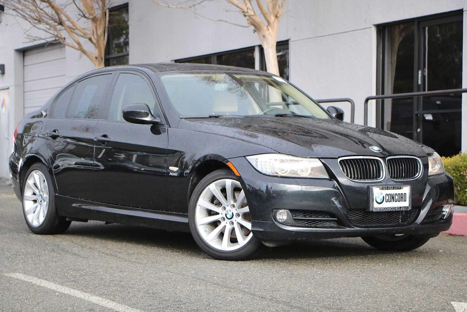 2011 Bmw 3 Series 328i Xdrive Sedan 4d